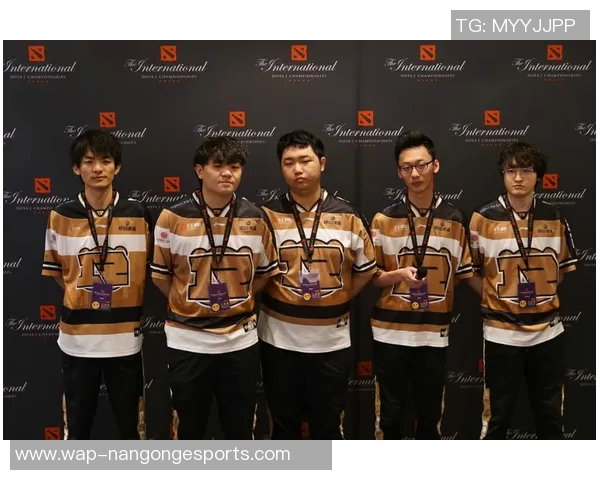深入解析RNG战队在DOTA2比赛中的进攻策略与战术布局