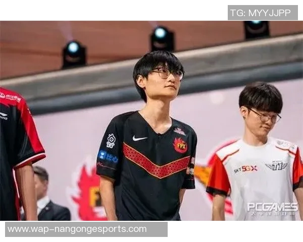 赛后分析IG与FPX团队协作表现及战术运用在S15LOL中的影响